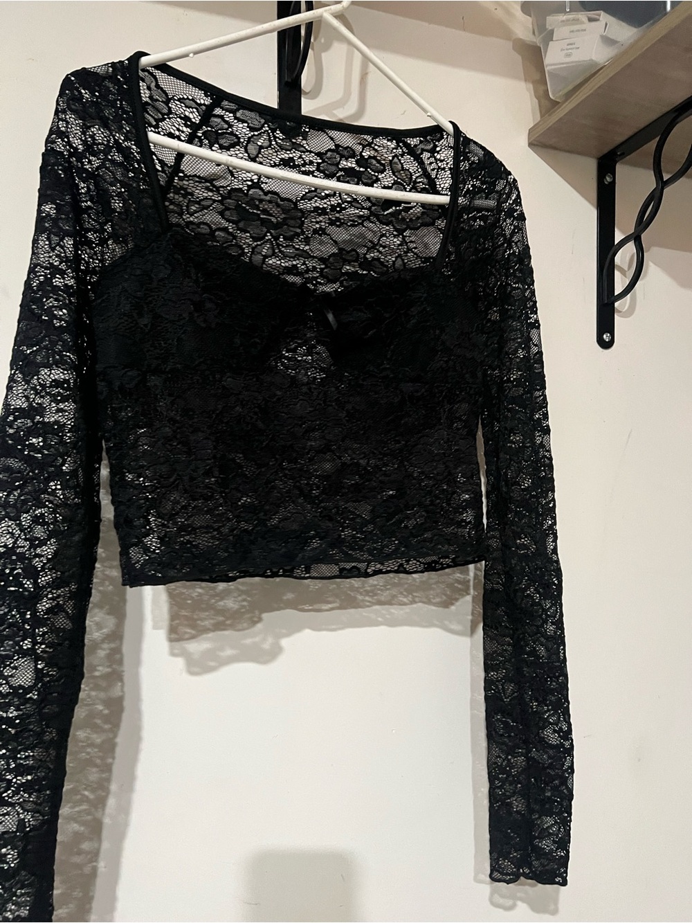 Black Lace Long Sleeve Cropped Top